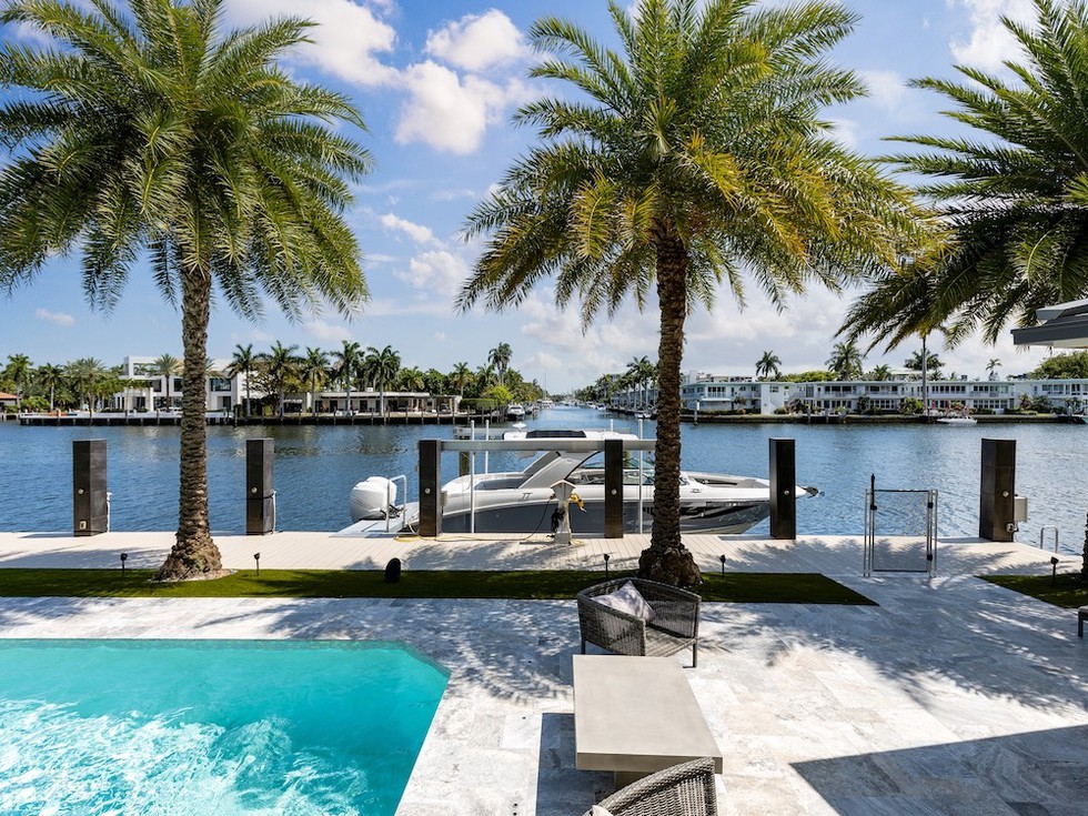Luxusanwesen am Wasser in Fort Lauderdale, dem "Venedig Amerikas" (Foto © Cassanas Photography/Shutterstock.com)